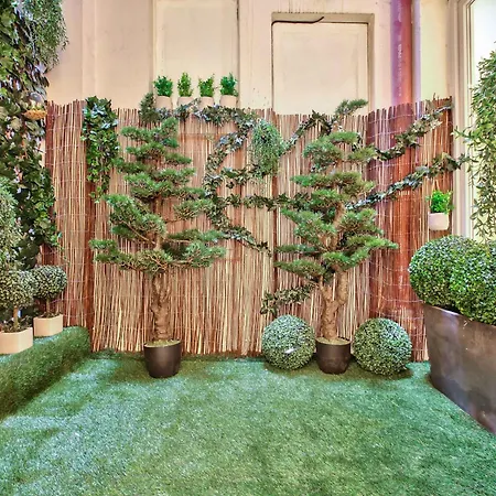 Apartment 64 - Urban Luxury Flat Near Champs-elysees Paris